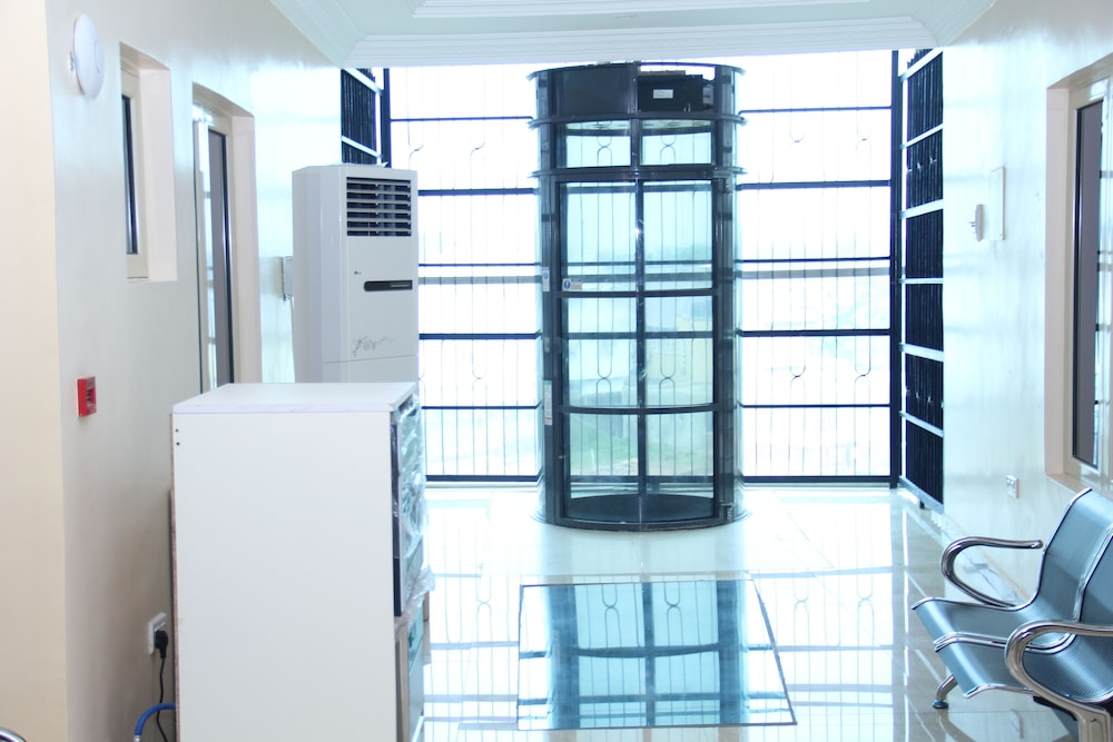 SSCFG Luxury Apartments & Suites view 3