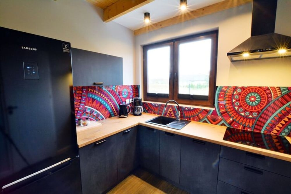 Large, 2-story Holiday Home, Sauna, Jacuzzi