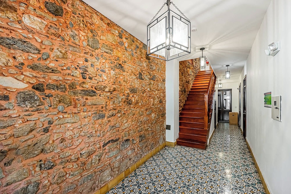 w Grandiose 1BR w Balcony in San Felipe