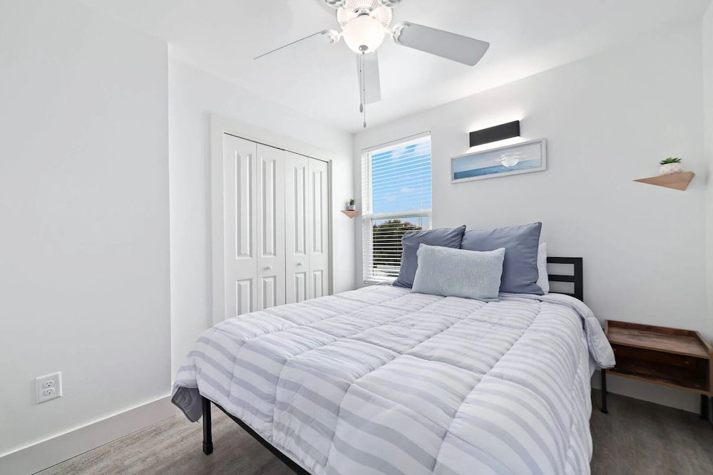 Pipedreams 333 W 4 Bedroom Home