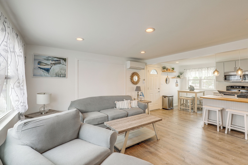Beachfront Salisbury Retreat w/ Fire Pit & Grill