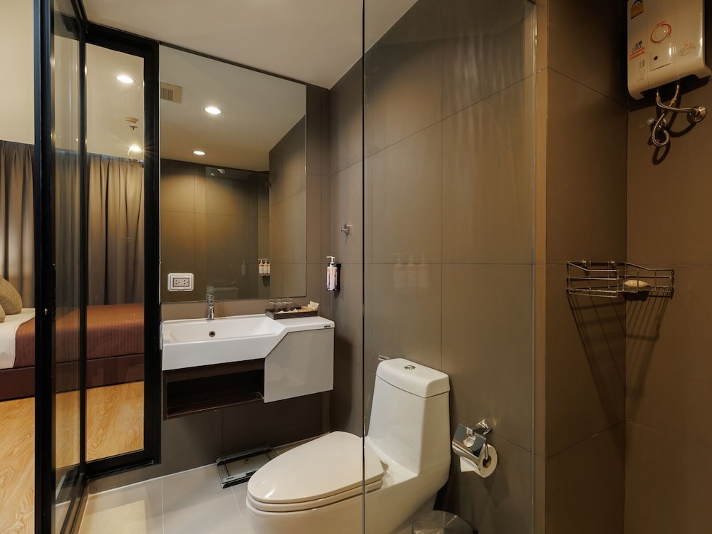 Mövenpick Residences Ekkamai Bangkok 20