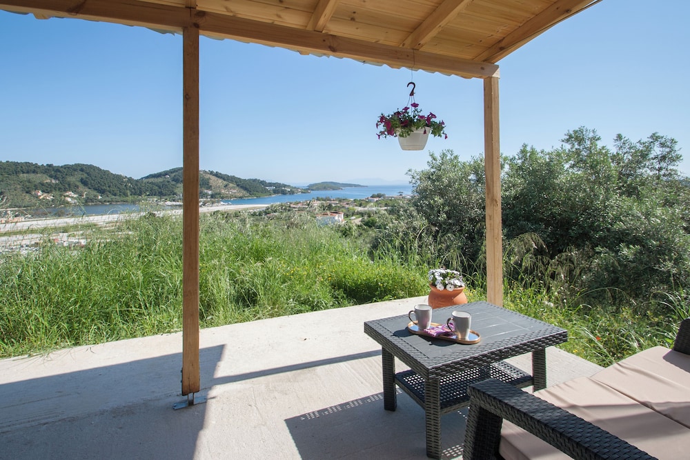 SkyFrame Apartments