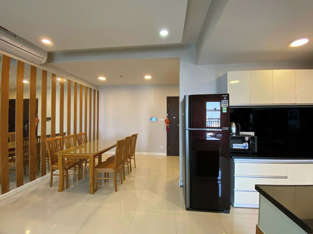 SUNRISE CITY VIEW Residences