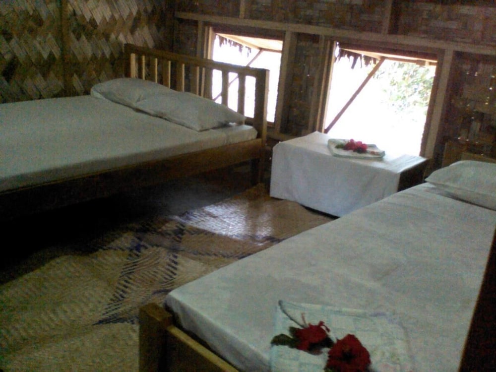 Mahun on the Lagoon Bungalows