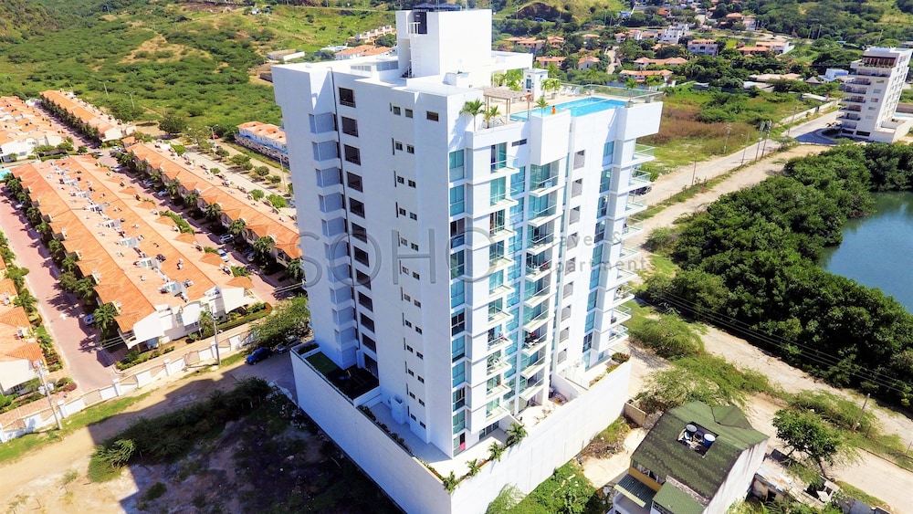 Apartamentos SOHO Style - Con Balcón SMR228A