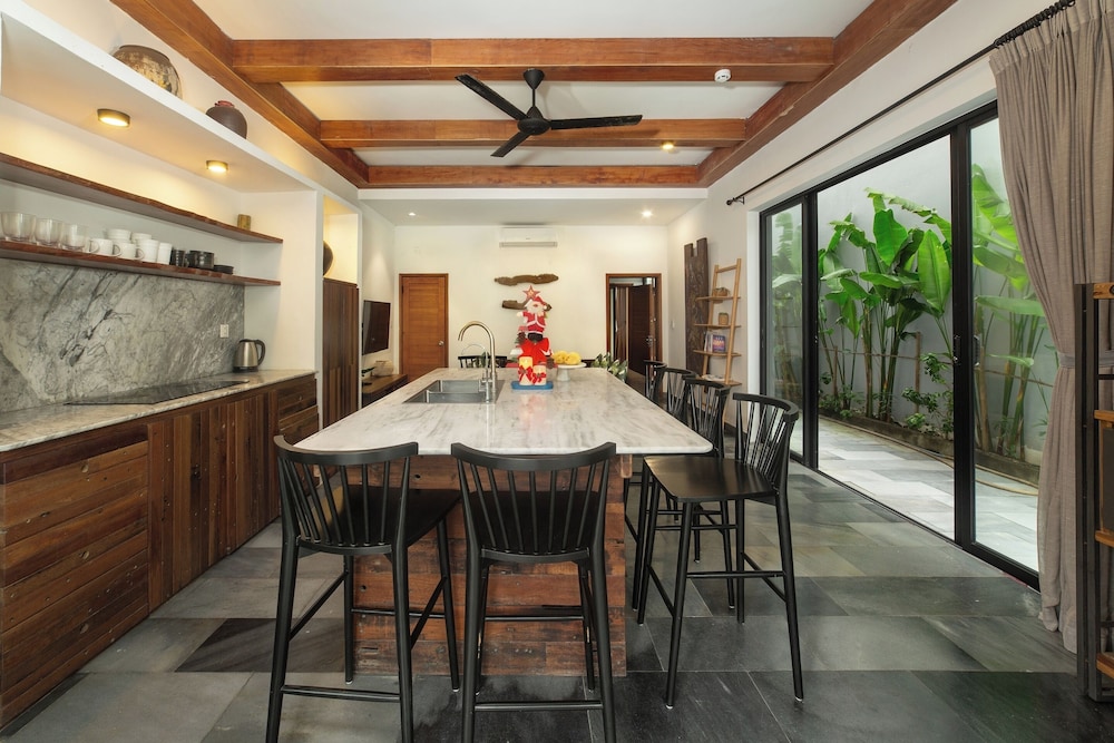 An Bang Beachside Boutique Homes & Villas