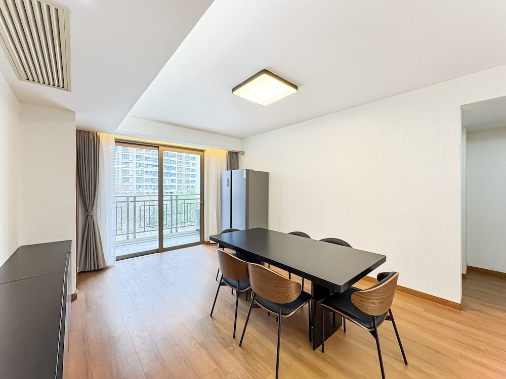 Tyms 3BR 2BA Apt Gubei CBD Near Line10