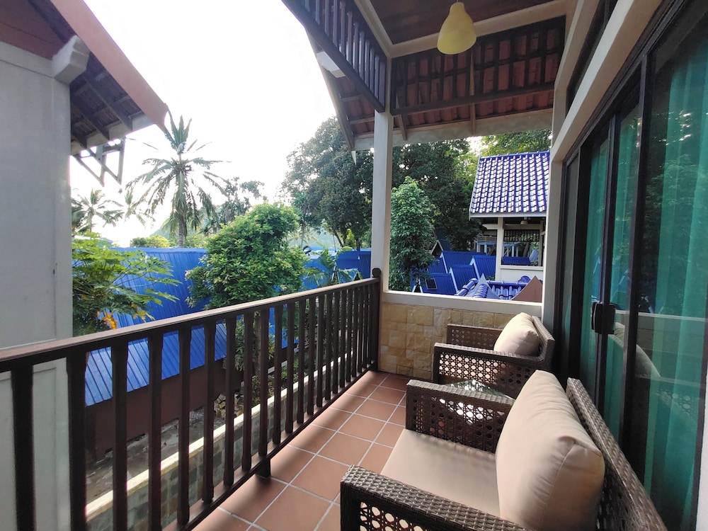 Coral View Beach - BS