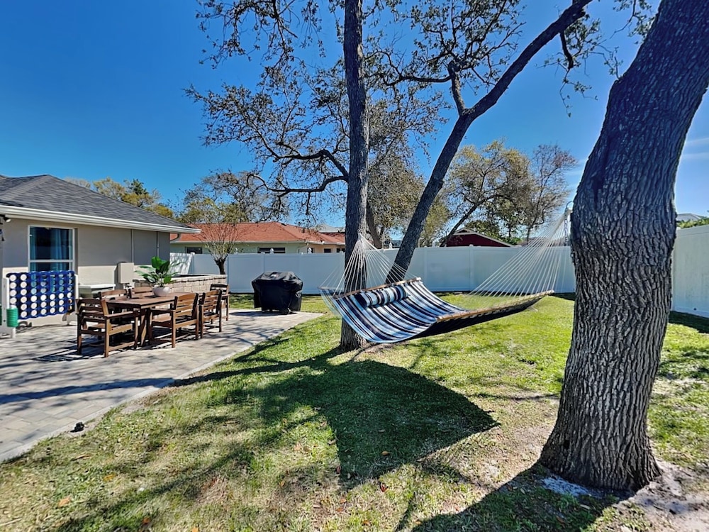 Shore Thing by Distinctive Beach Rentals