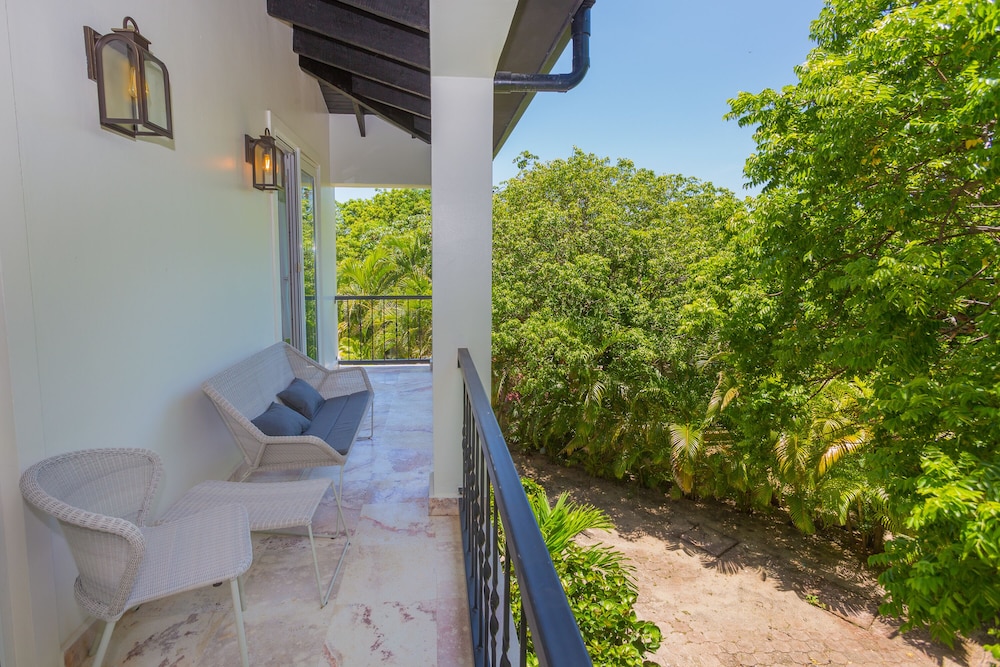 Coral Vista #4 - 50546