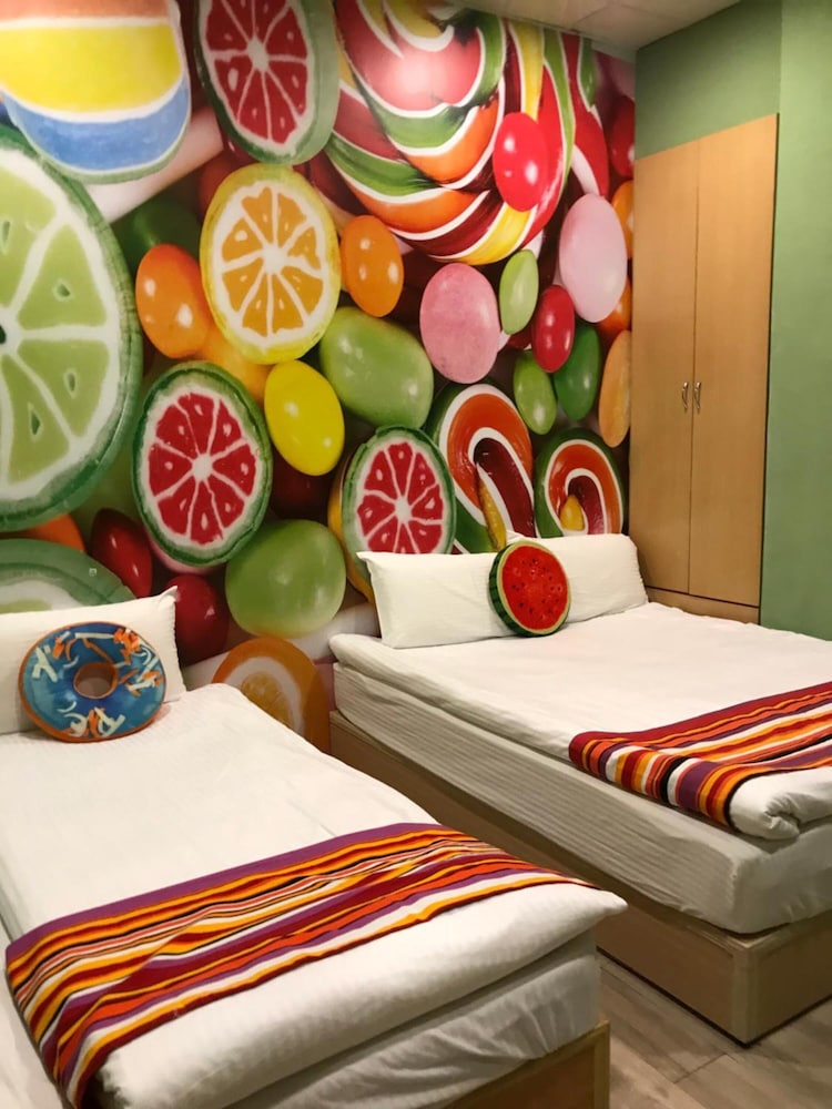 Candy house
