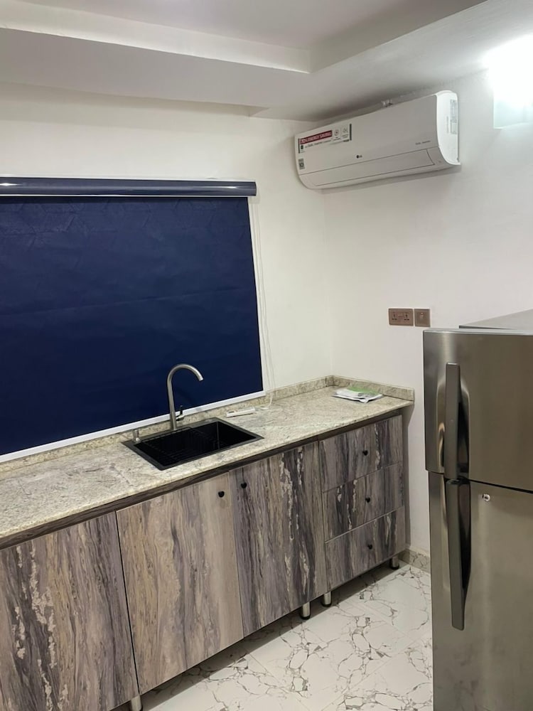 Wine House Apartments