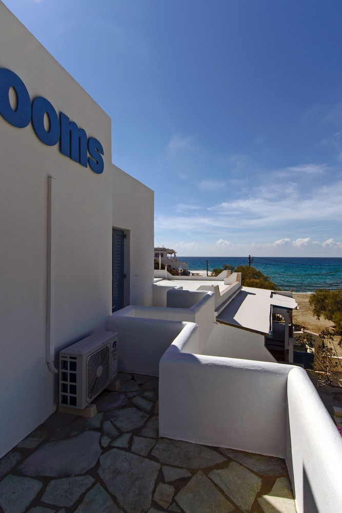Perigiali Rooms & Apartments Folegandros photo 5