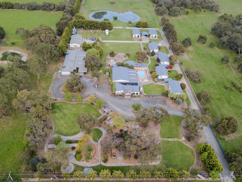 Woodbyne Resort