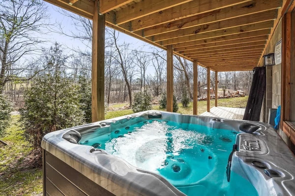 Fern Woods A Modern Take on Hocking Hills Cabins