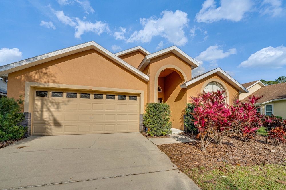 Renovated Kissimmee Home - 10 Mi to Disney Springs view 5