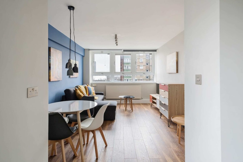 Modern 3 Bedroom Apartment in Holborn
