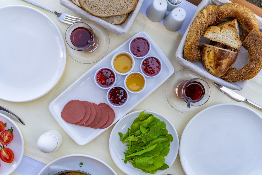 Queen Boutique Hotel - Image 53