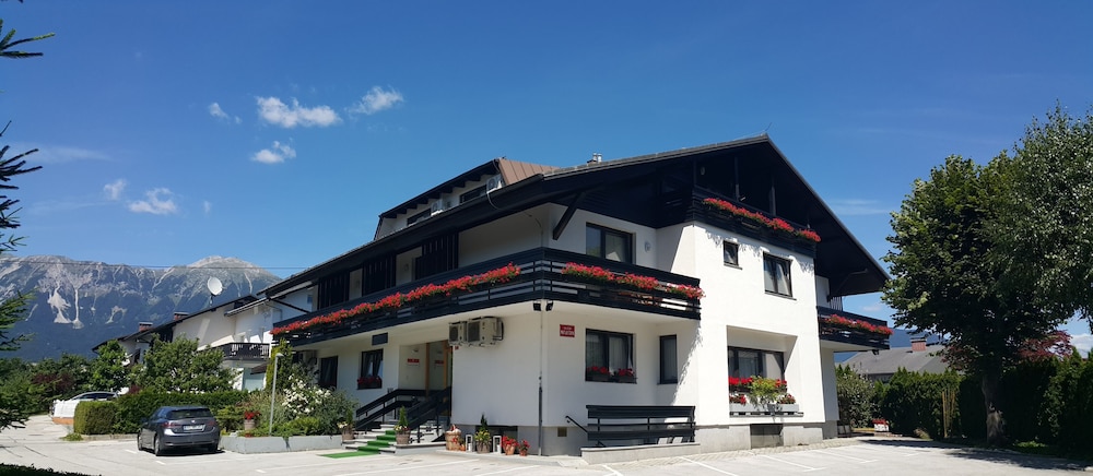 Guesthouse Kolinska - Adults only