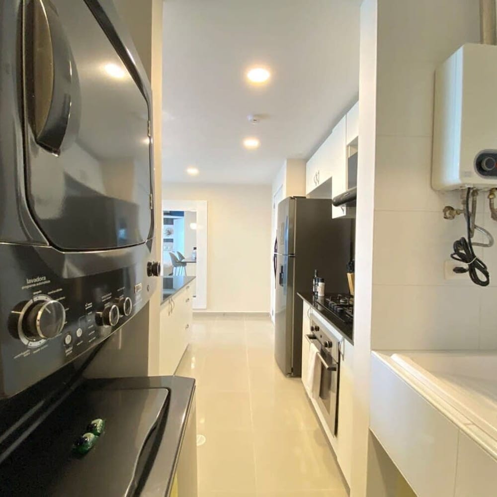 w Stunning 2BR w Pool n AC in Sunny Cartagena