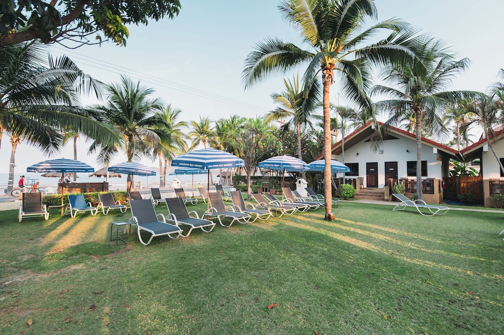 Dolphin Bay Beach Resort