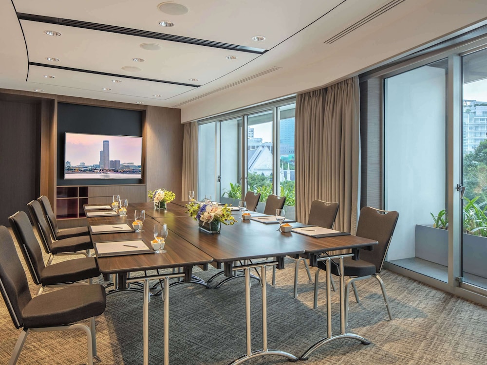 Swissotel The Stamford Singapore 59