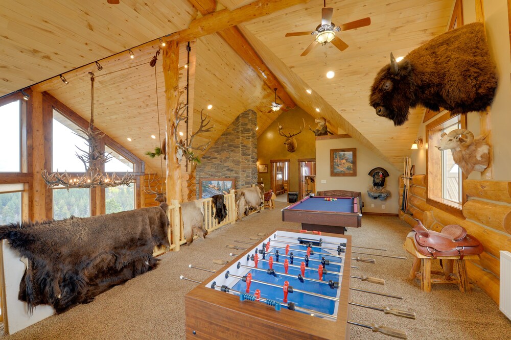 Luxe Lodge in the Tetons for Large Group Retreats! view 5