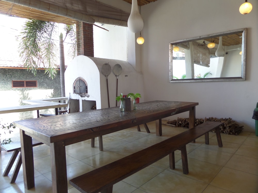 The Island Hotel Bali - Hostel