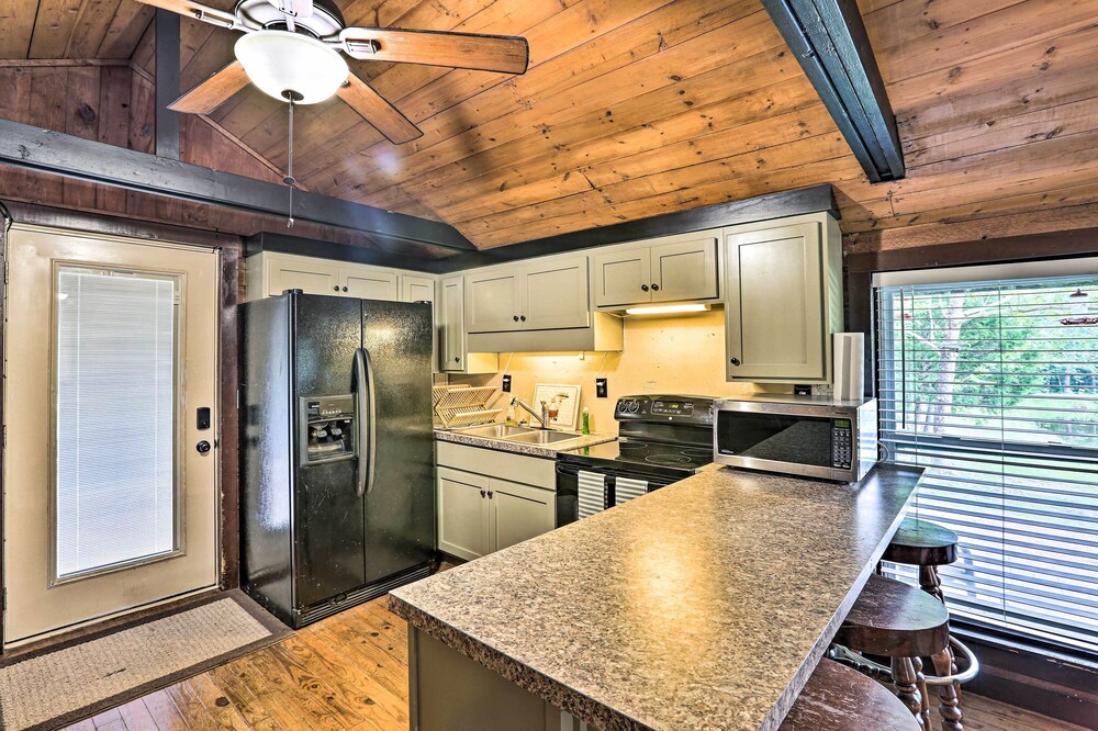 1950's Serenity Pond Cabin w/ View: Peace & Quiet! view 3
