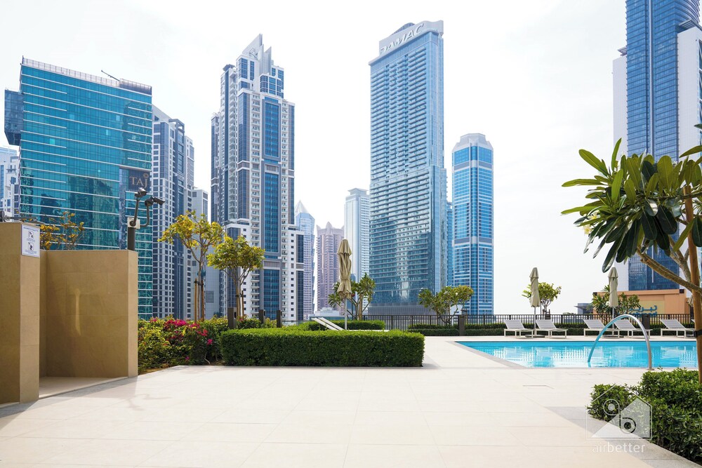 Burj Crown Luxurious 3bedroom Balcony
