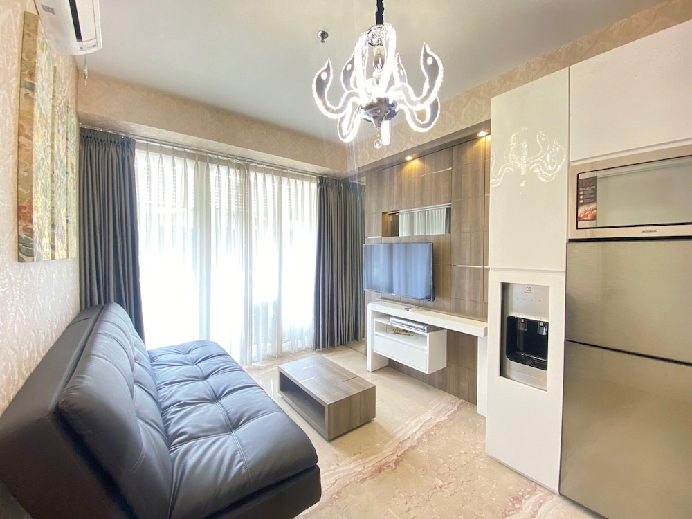 Luxurious 1Br Apartment At Landmark Residence Bandung