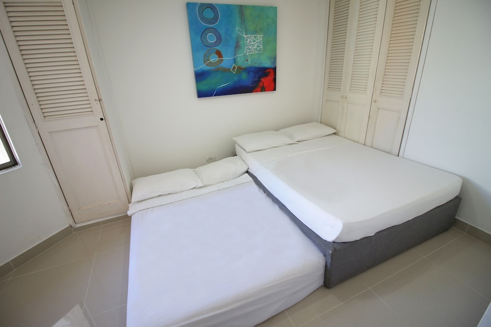 Apartamentos SOHO Basic - Vistas al Mar