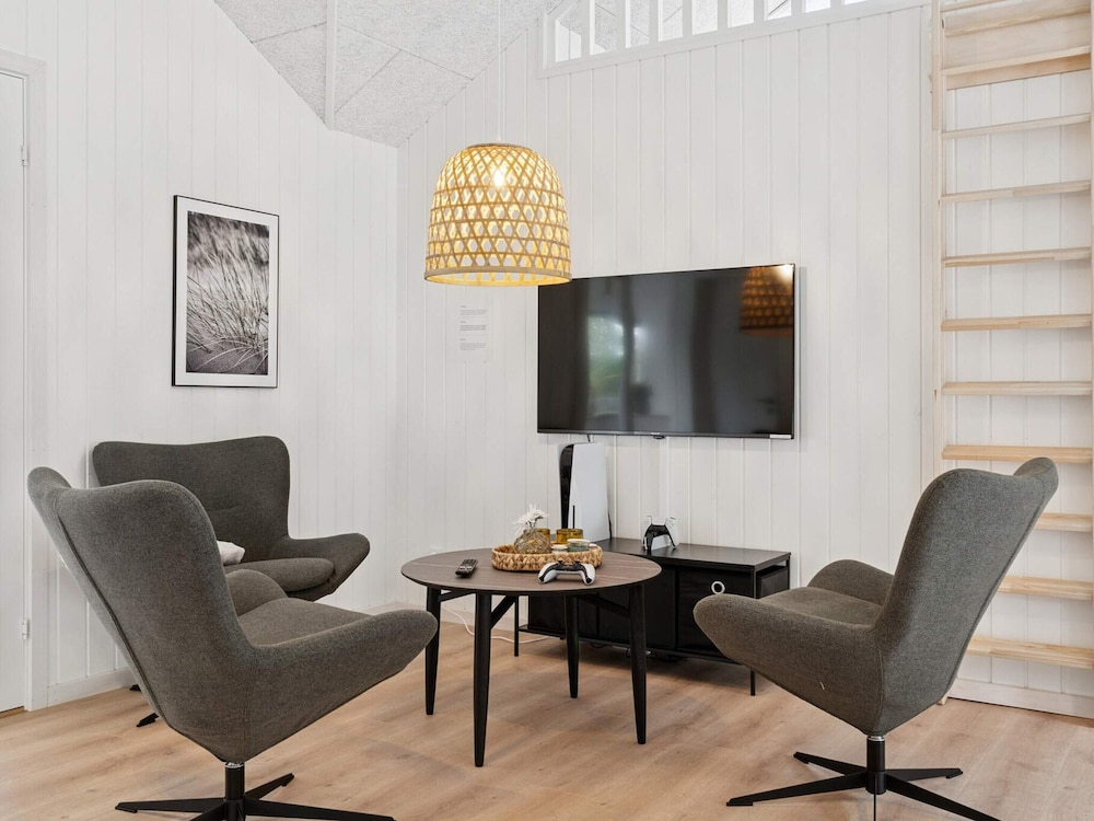 5 Star Holiday Home in Rodby