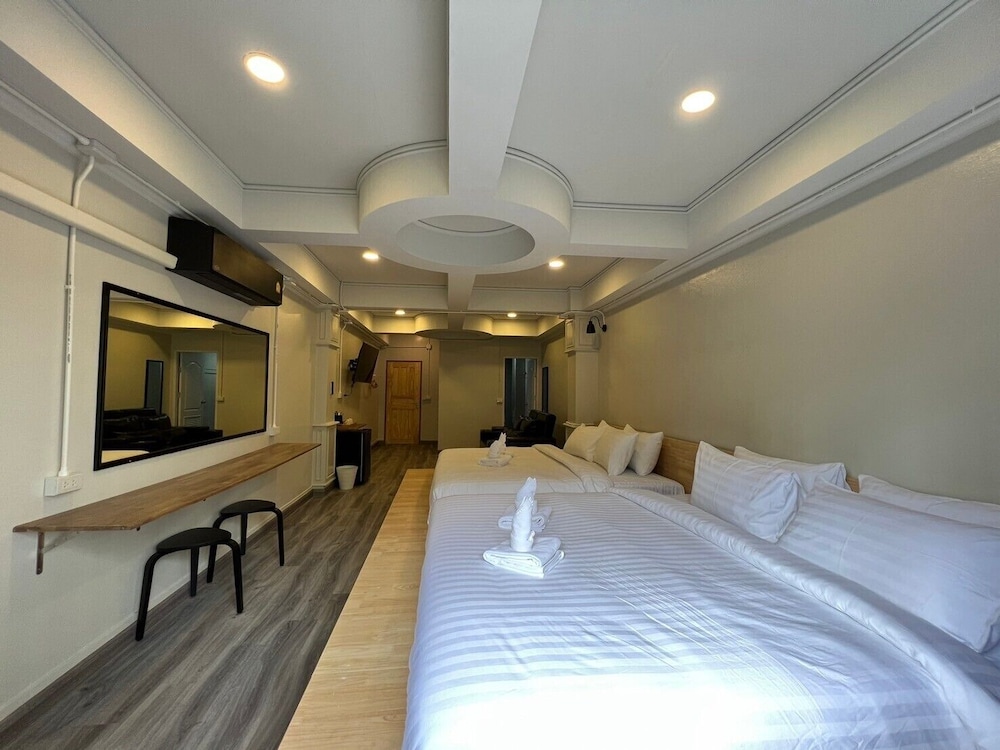 Pratunam Family House 2