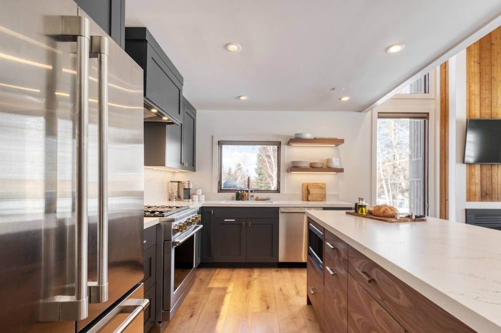 Quicksilver by Avantstay Park City Town House in Great Location