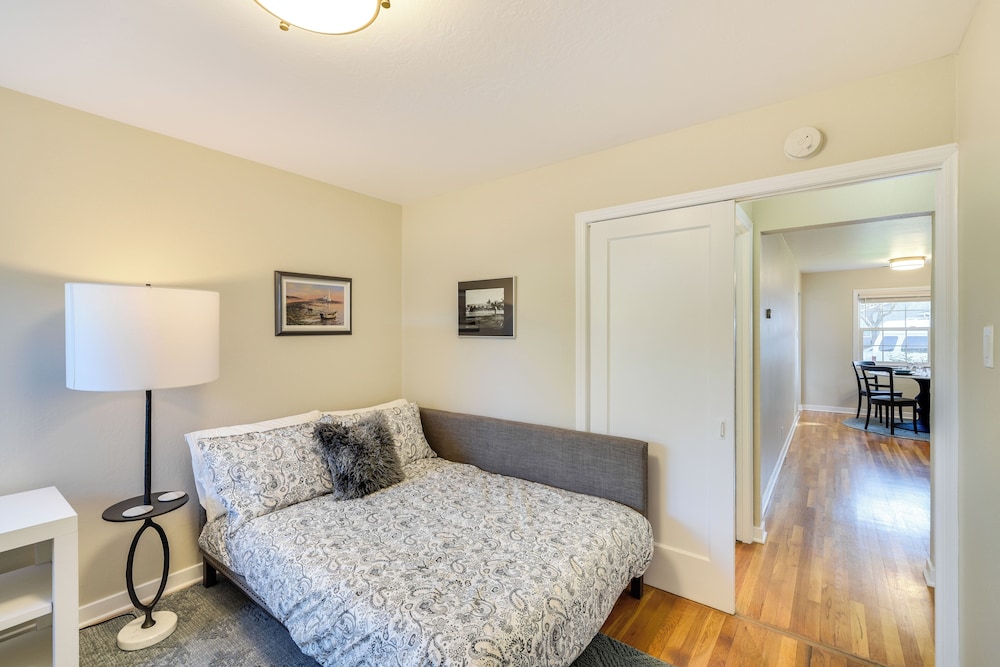 4 Mi to Dtwn San Jose: Sleek & Modern Duplex!