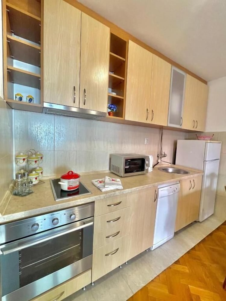 Comfort apartments near the beach