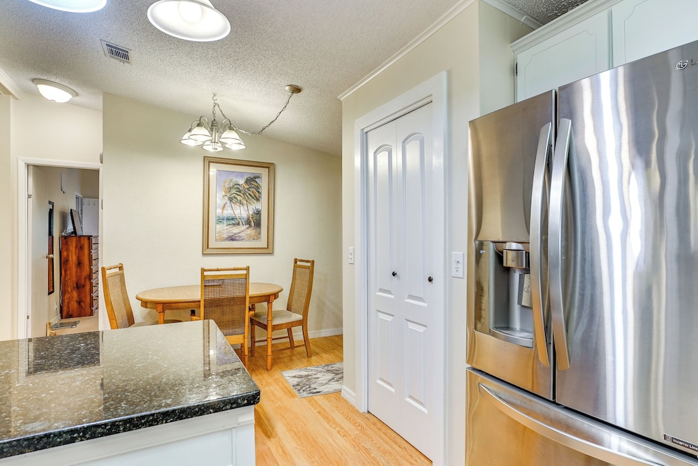 Tranquil Home Near Golf in North Fort Myers!