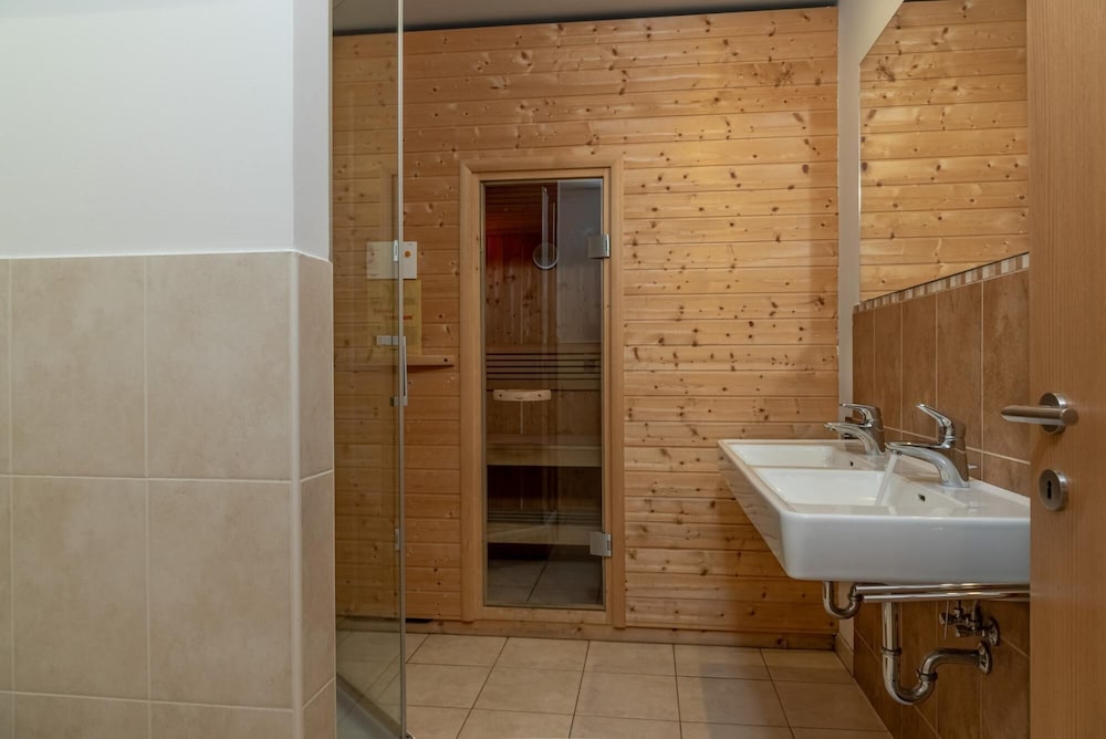 Post Residence Apartments 2B Sauna Near ski Lift