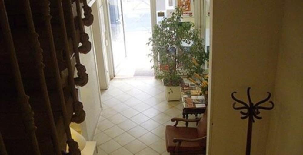 Montpellier Vacations - Hotel de Paris - Property Image 9