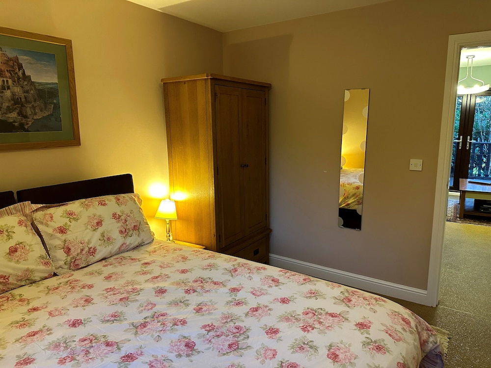 Beechcroft Corner House view 3