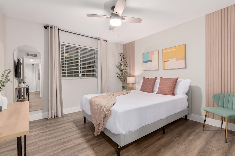 NEW The Mesquite Retreat on Oak Entertainers Oasis