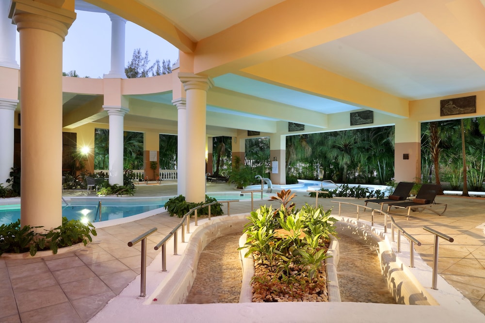 Grand Palladium Jamaica Resort  Spa All Inclusive - Property Image 93