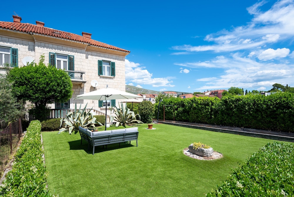 Villa Celio Cega