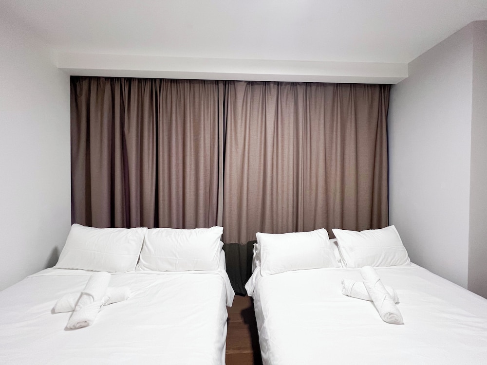 Bintang Fairlane by Manhattan Group