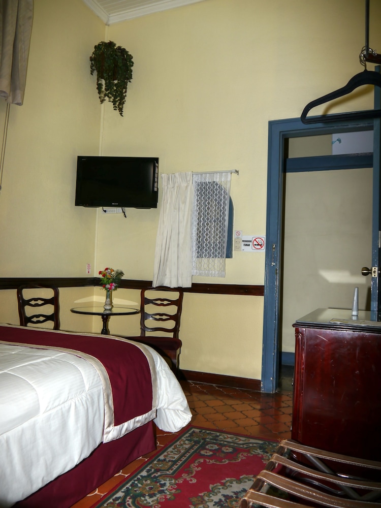 Santo Tomas Hotel - Property Image 9