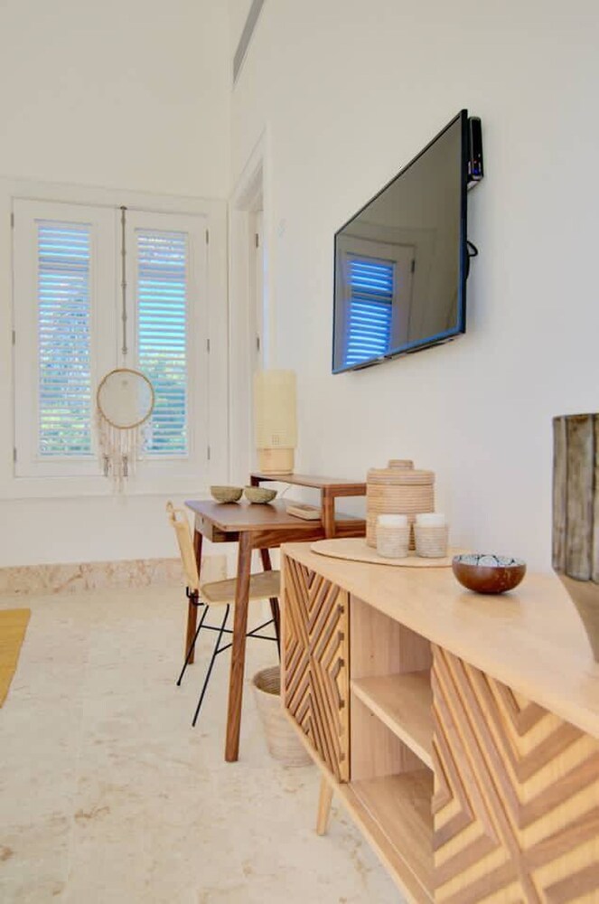Villa Alta Gracia w Private Pool Designer Decor