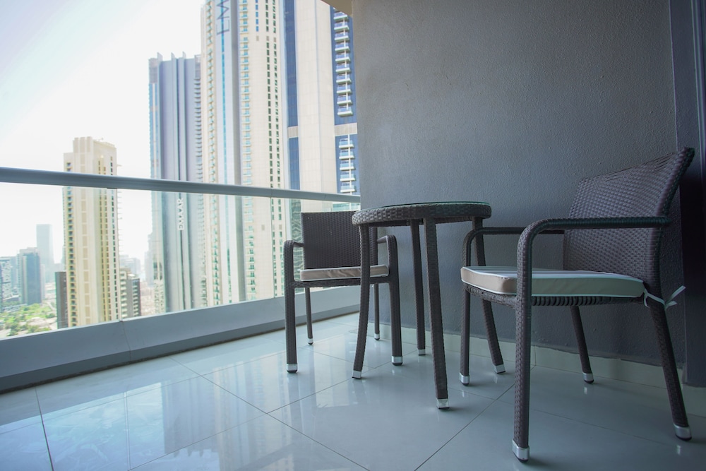 OSKENA Vacation Homes - Damac maison Dubai Mall Street