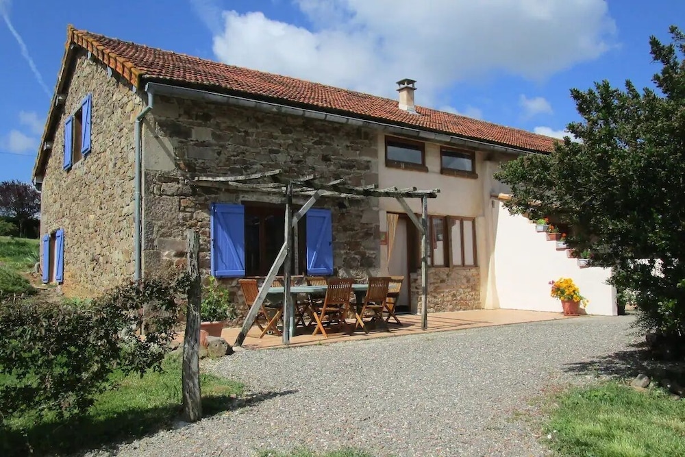 Gîtes et Chambres d'Hôtes Peyrecout Tarn